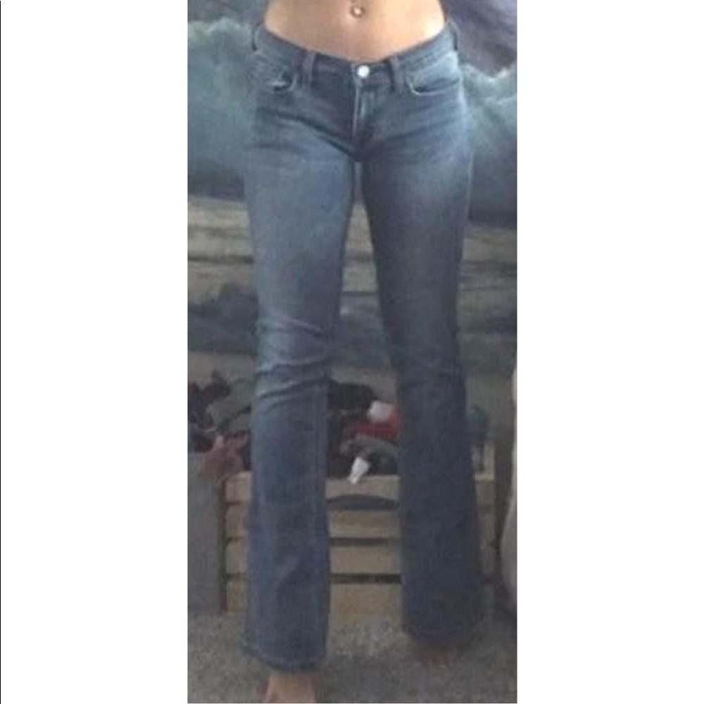 Light blue jeans, bootcut